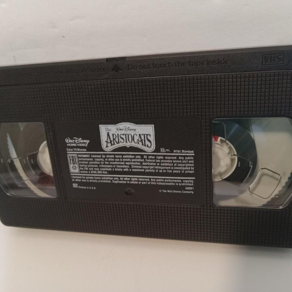 Walt Disney Pictures VHS Tape Movie ONLY The Aristocats Rated G - Picture 2 of 4